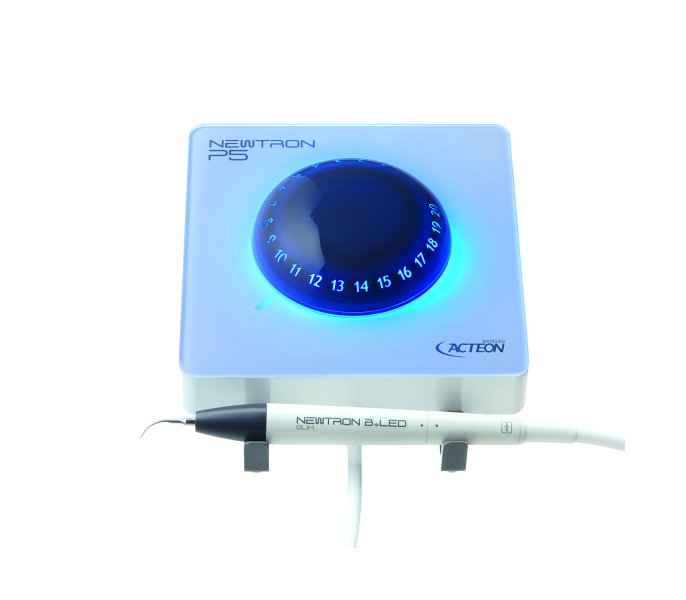 Newtron P5 B.LED - ультразвуковой скалер c технологией B.LED и жидким индикатором для обнаружения зубных отложений F.L.A.G